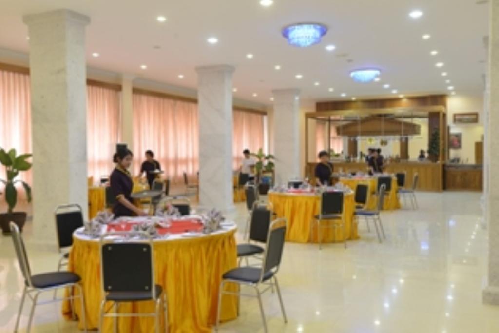 Hotel Sidney Yangon Exteriör bild