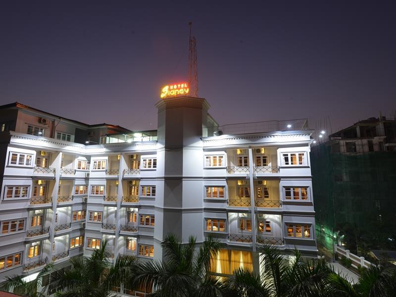 Hotel Sidney Yangon Exteriör bild