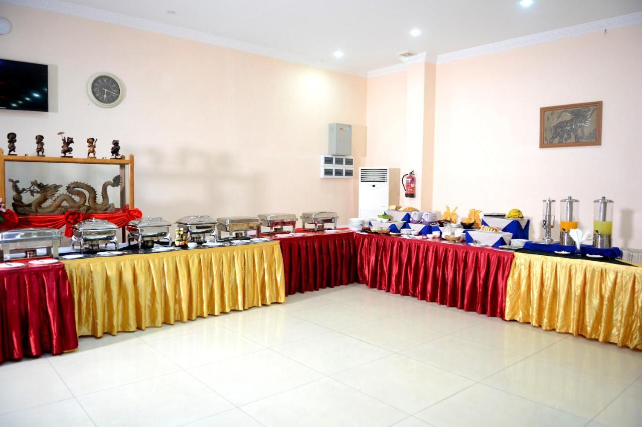 Hotel Sidney Yangon Exteriör bild