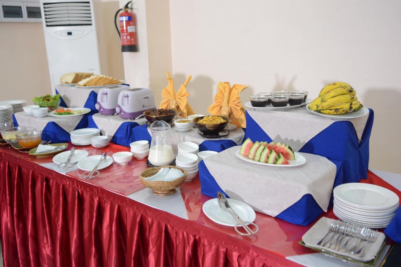 Hotel Sidney Yangon Exteriör bild