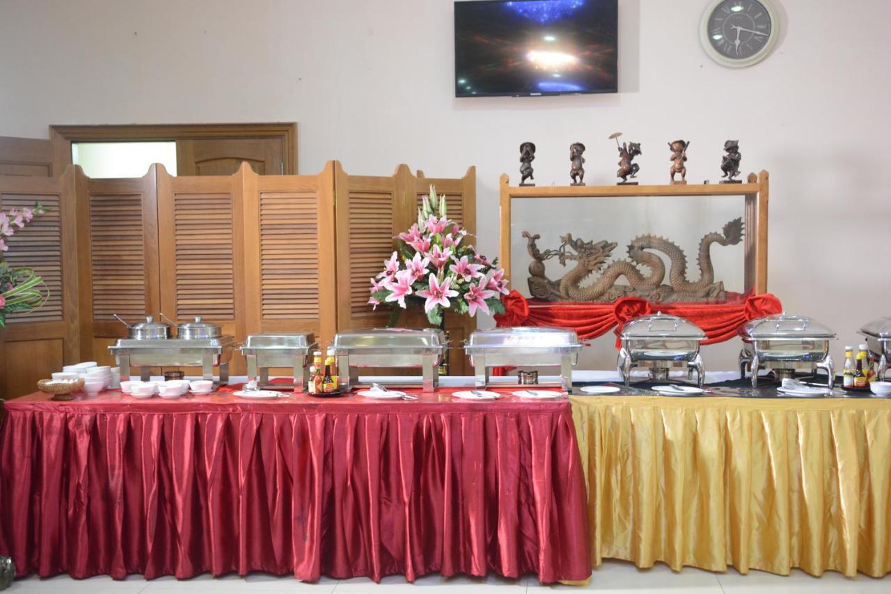 Hotel Sidney Yangon Exteriör bild