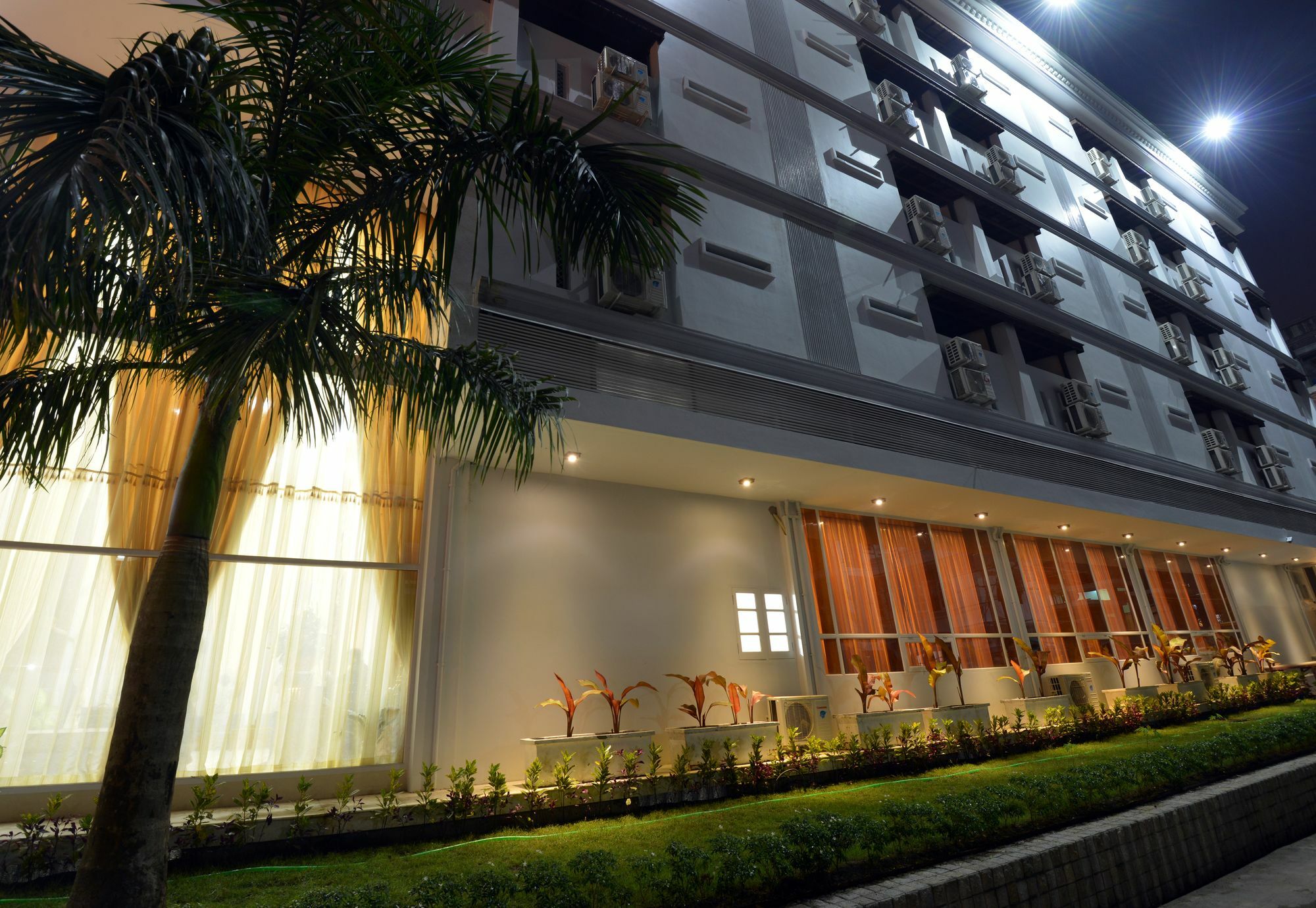 Hotel Sidney Yangon Exteriör bild